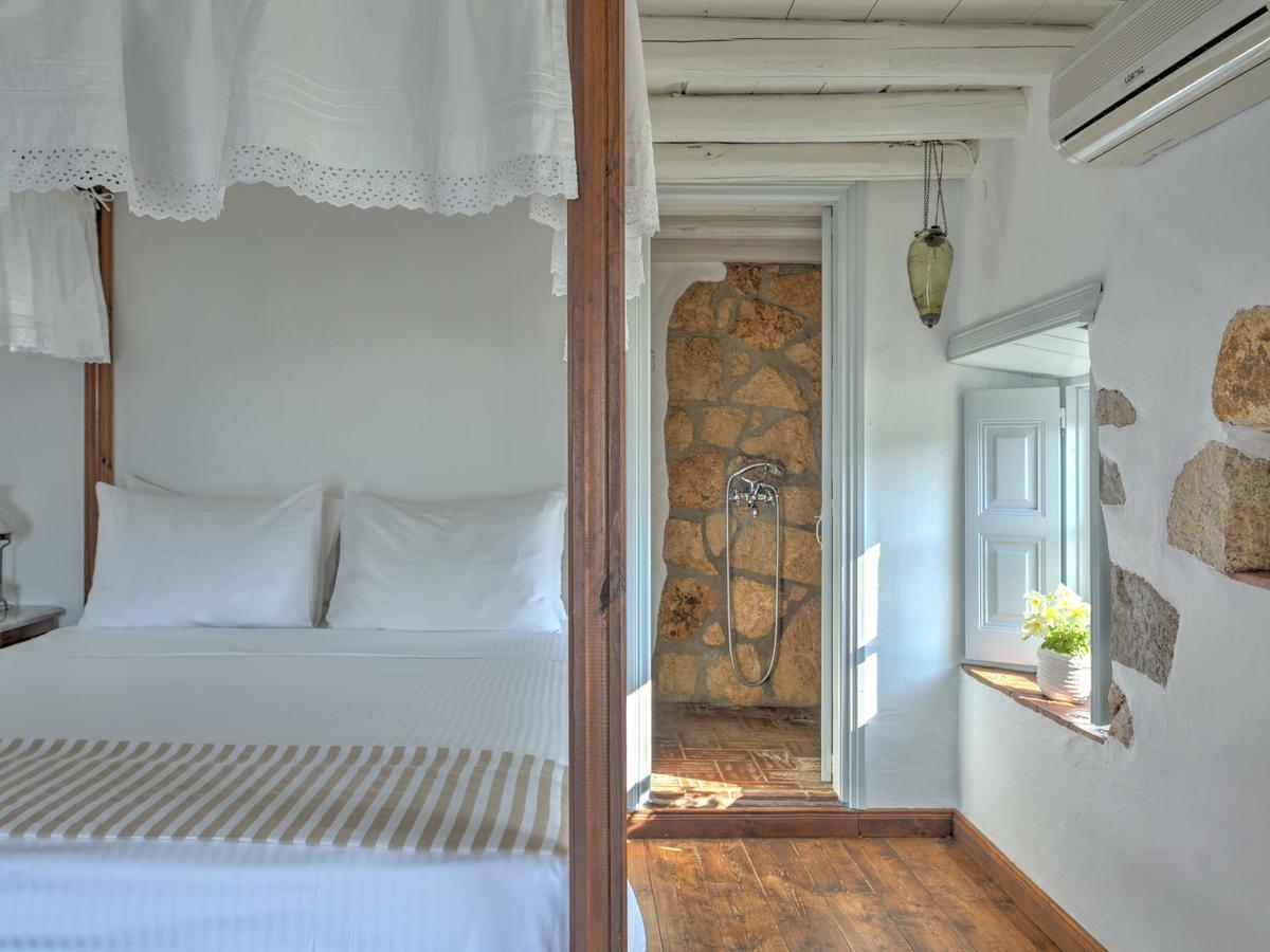 Eirini Luxury Hotel Villas Grikos Bay  Exterior photo