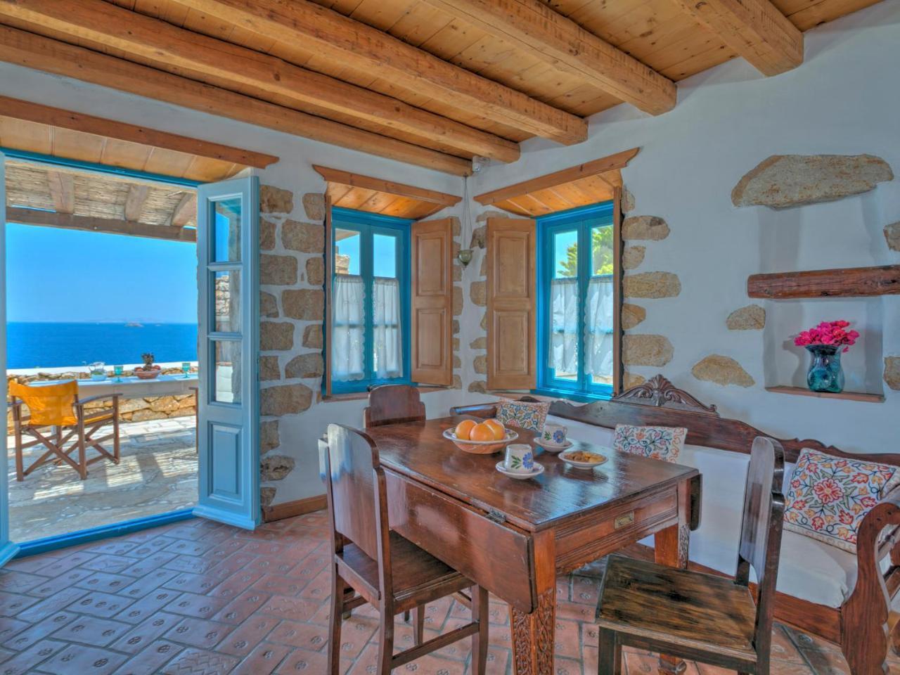 Eirini Luxury Hotel Villas Grikos Bay  Exterior photo